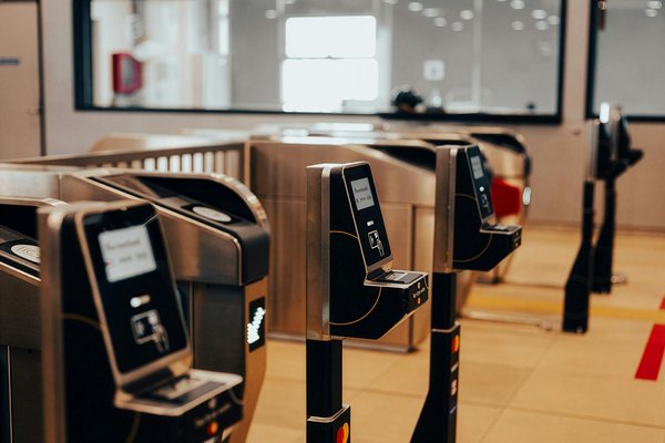 Comment planifier une expédition pour observer les ours bruns en Alaska, USA?